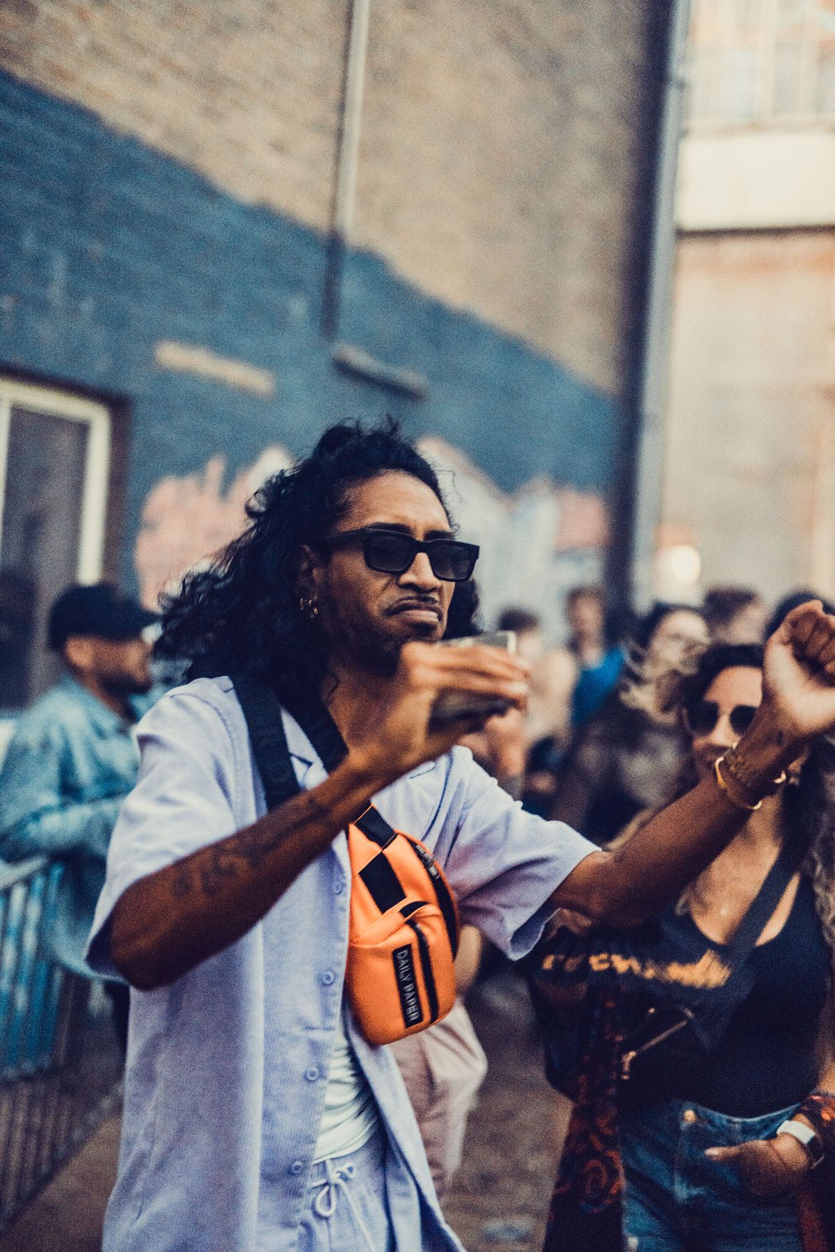 Loading... just a sec